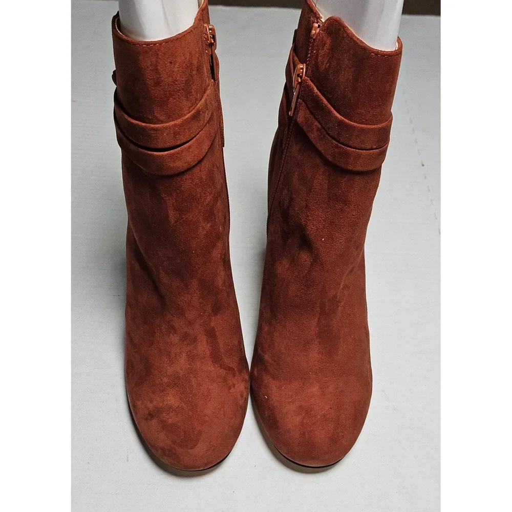 Sole Society Flynn Rust Kid Suede Block Heel Ankle Boots Womens‎ Size 6M